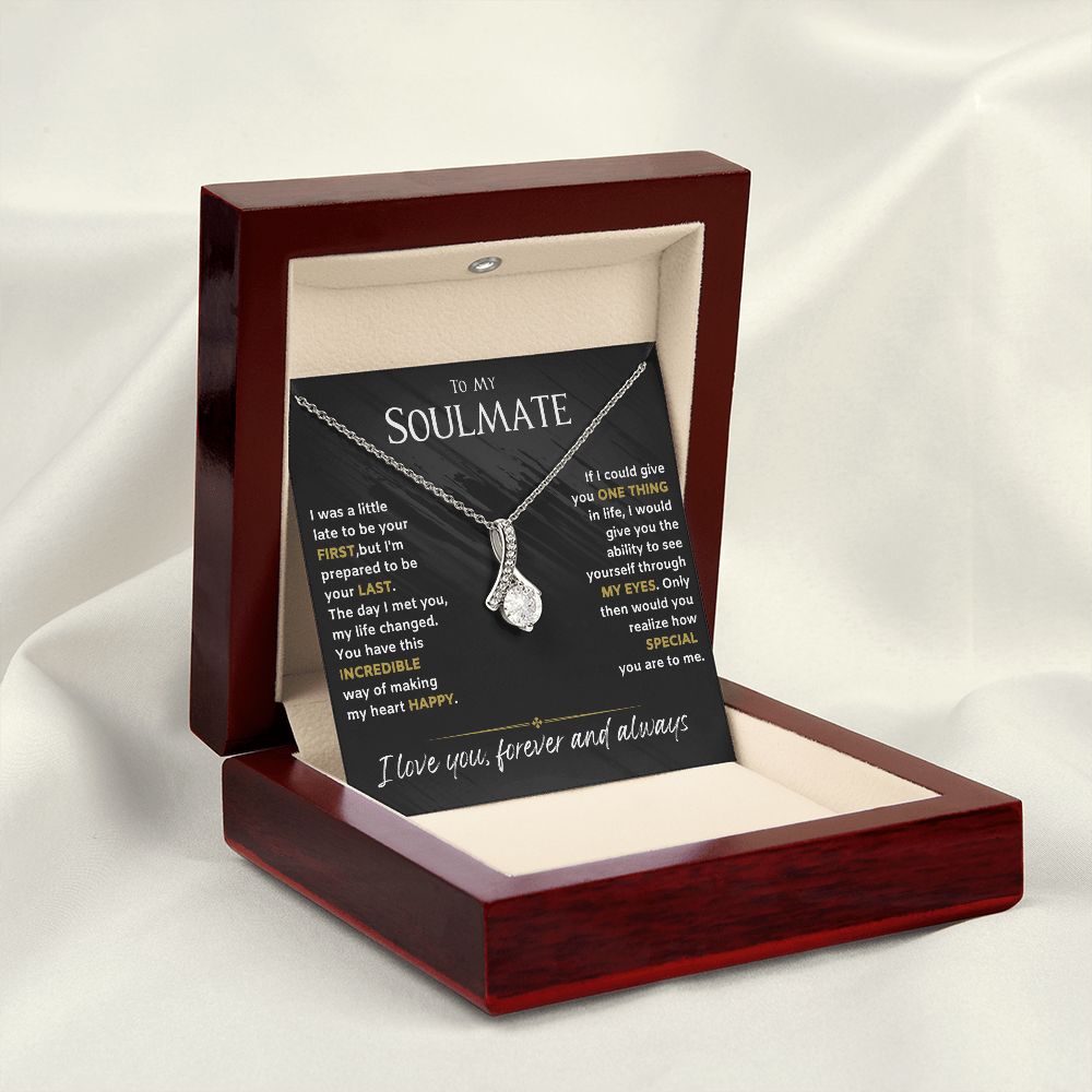 Soulmate-My Eyes- Alluring Beauty Necklace