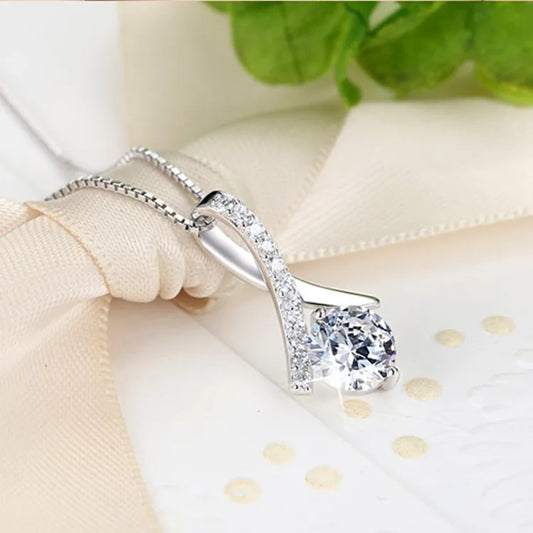 Soulmate-My Eyes- Alluring Beauty Necklace