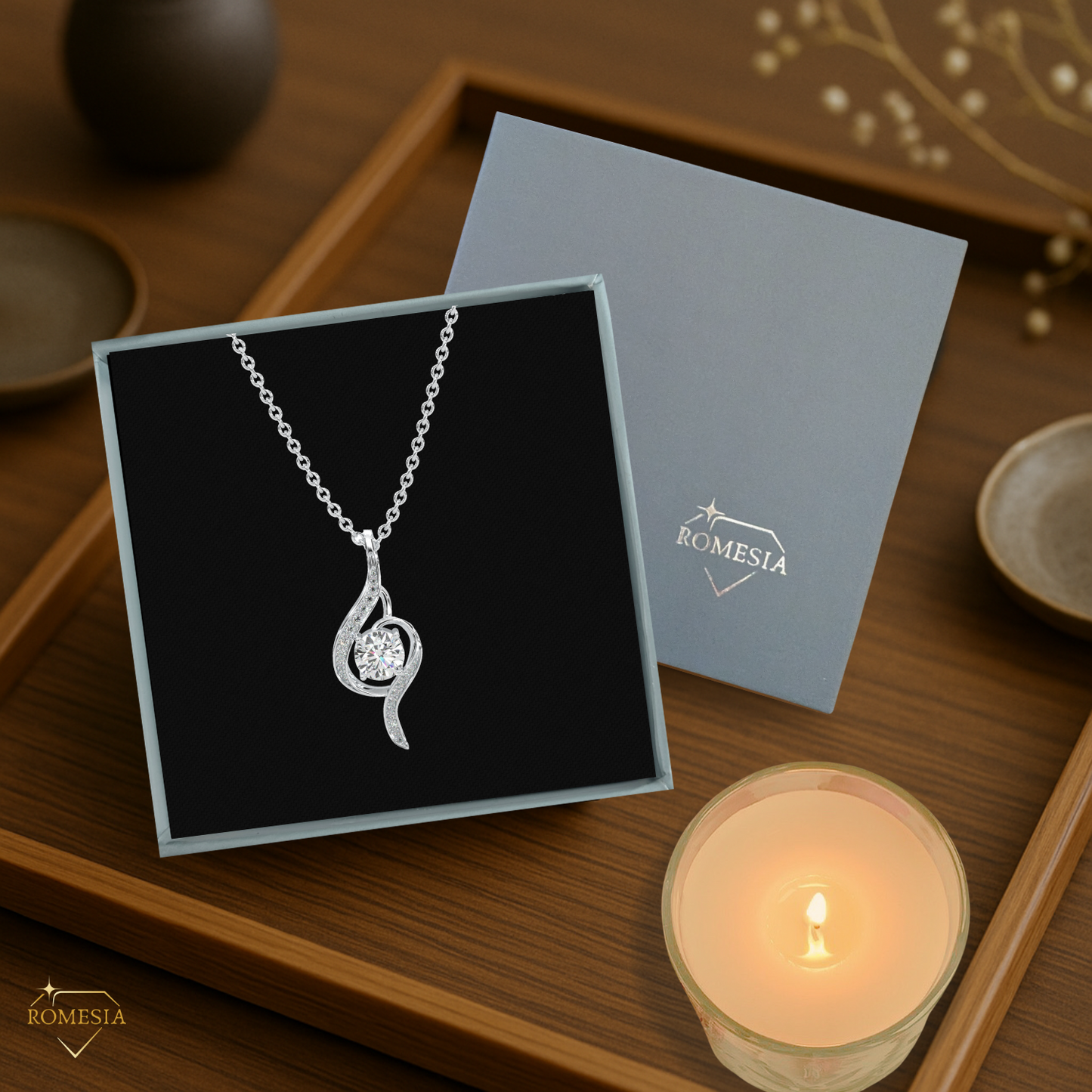 Adoring Love 925 Sterliing Silver Pendent