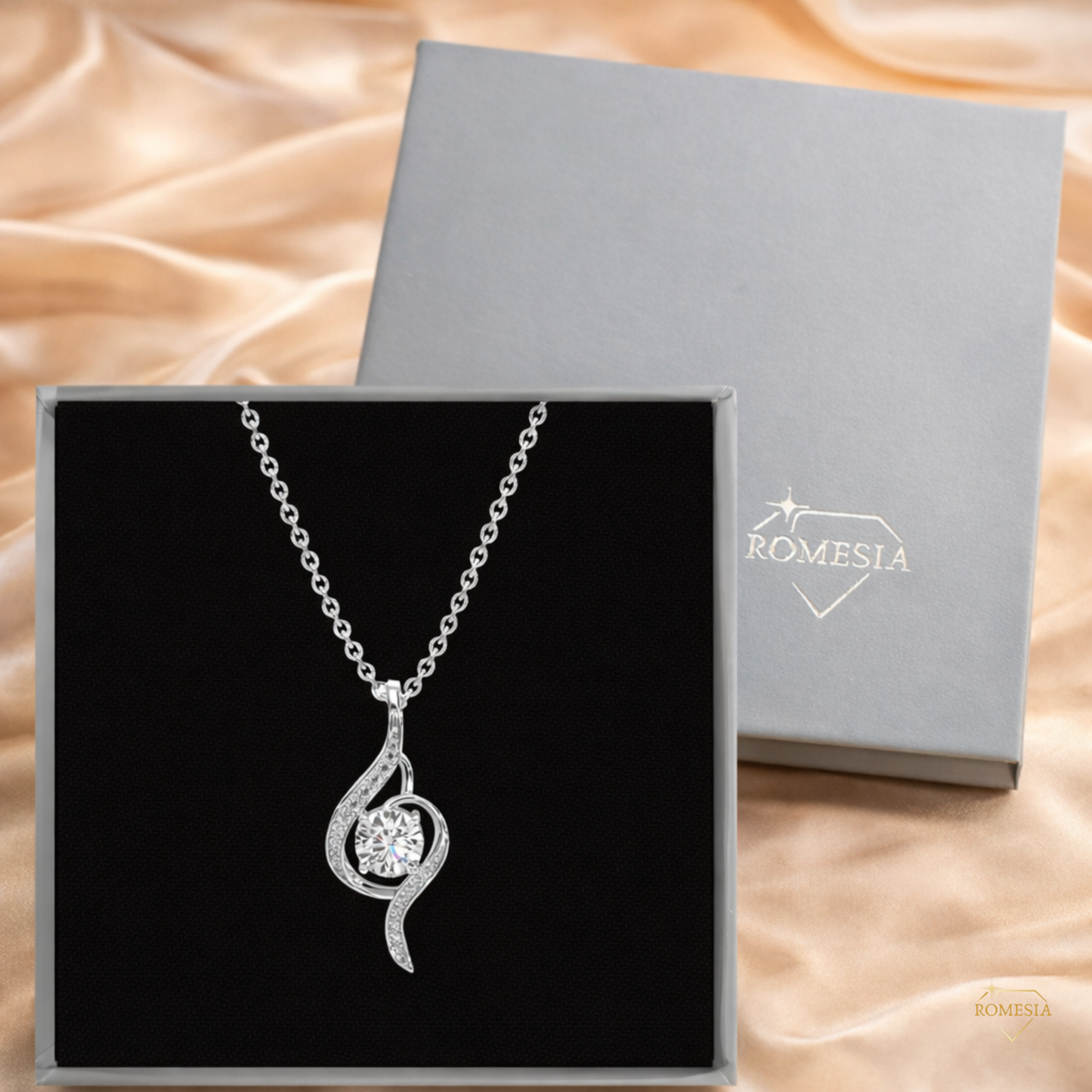 Adoring Love 925 Sterliing Silver Pendent